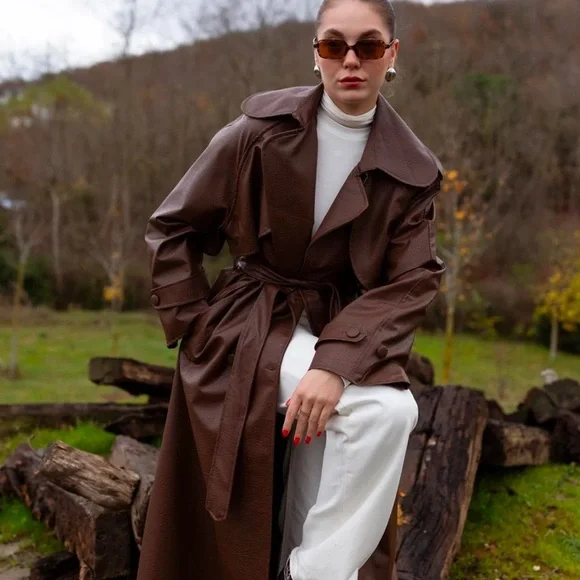 Elegant Brown Women's Trench Coat - Picture 4 of 5
